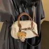 Bolsa Esponjosa para Mujer 2026 Nuevo Otoño/Invierno Bolsita para Cosas de Uso Diario Moda Versátil Felpa Bolso de Hombro Único Cruzado