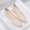 Zapatos planos de mujer de suela blanda, cómodos para estar de pie muchas horas, zapatos de trabajo, nuevo estilo otoño 2026, suela blanda, cómodos, punta poco profunda, mocasines versátiles
