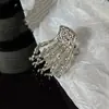 Presilha de Garra Gótica de Caveira para Halloween Estilo Escuro Plissado Garra de Cabelo de Liga para Parte de Trás da Cabeça Penteado Presilha de Tubarão Rabo de Cavalo Acessórios de Cabelo
