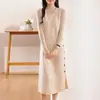 Outono/Inverno 2026 Novo Estilo Gola Redonda Sem Mangas Novo Estilo Chinês Botão Fenda Elegante Versátil Vestido Suéter Colete Feminino de Comprimento Médio