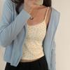 Camisola Corta de Encaje Floral de Moda con Hermoso Diseño en la Espalda para Usar en Capas, Popular en Redes Sociales, Adecuada para Chicas Atrevidas y Estudiantes