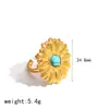 Set de Joyería de Anillo y Pendientes de Flor de Acero Inoxidable y Piedra Natural de Moda Europea y Americana, Versátil y Elegante, Pendientes Chapados en Oro de 18 Quilates