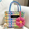 Xiaohongshu Tailandia Chiang Mai Nueva Bolsa de Cesta Tejida de Plástico Bolso de Mano para Mujeres Vacaciones Casual Bolso Hecho a Mano Cuadros