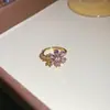 Anillo de Flor Dopamina Chapado en Oro de 18K con Circonita Luz de Lujo Sensación de Alta Gama Anillo para Dedo Índice Estilo Vacaciones de Verano Joyería para Manos
