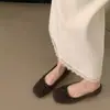 Mocassins rasos de bico quadrado e sola reta para mulheres, novo modelo 2026, sapatos estilo coreano vintage com laço