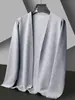 Nuevo cárdigan casual de primavera temprana para hombre, chaqueta ligera para jóvenes y mediana edad, camisa transpirable a la moda para aire acondicionado, prenda exterior sin botones, estilo capa