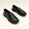 Novos Sapatos Femininos de Comércio Exterior com Solas Macias Que Não Cansam os Pés, Sapatos Versáteis para Primavera e Outono, Mocassins de Luxo Leve e de Alta Qualidade, Sapatos Femininos Que Podem Ser Usados com Um Pé