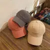 Boné de Baseball Japonês Pequeno Fresco com Bordado de Letras Simples Casual para Homens e Mulheres Mostrando o Rosto Pequeno Estilo Hong Kong Chapéu de Casal