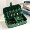 Nueva Caja de Joyería Compacta Portátil de Gama Alta para Viaje, Exhibidor de Joyería para Pendientes, Anillos, Collares, Pulseras