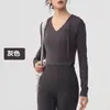 Entrega Direta da Fábrica de Roupas de Yoga em Liocel, Tops de Manga Longa com Capuz e Decote em V para Treinamento de Corrida, Esportes, Tênis, Pilates, Fitness