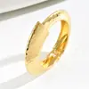 Pulsera Abierta de Metal Estilo Frío Ins Pulsera Ancha Exagerada de Cruces Europea y Americana Joyería de Diseño de Moda para Mujer
