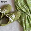 Zapatillas de entrenamiento casual retro de cuero genuino para mujer, nuevas de otoño 2026, planas, transpirables, deportivas, zapatillas blancas estilo Forrest Gump