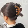 Alian Francia Francia acetato alta calidad color veta de madera agarre clip de tiburón grande luz lujo femenino clip de nuca