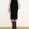 Saia feminina de lã de comprimento médio plus size para o inverno, sem fenda, saia grossa de lã com modelagem que valoriza o quadril, saia de uma peça, saia longa de cintura alta.