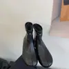 Botines bajos de cuero suave con suela blanda, estilo retro francés, punta cuadrada para mujer, otoño e invierno 2026, botines planos ajustados al tobillo, botas Martin