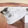 Novos Sapatos com Painéis de Couro 2026 para Meninas, Crianças Pequenas e Maiores, Sola Macia Antiderrapante, Sapatos Casuais Infantis, Sapatos Brancos para Meninos, Temporada de Primavera e Outono