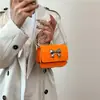 Bolsa Quadrada Pequena Fashion com Laço para Mulheres, Mini Versátil Casual Personalidade Textura Retrô Bolsa de Mão com Corrente Bolsa Transversal