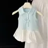 Vestido de Verão para Meninas, Vestido de Bebê Estiloso, Marca Única e Moderna para Crianças, Vestido Regata Princesa com Gola Polo e Patchwork com Barra Floral