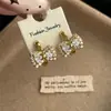 Puños de Oreja con Lazo Estilo Coreano de Lujo Ligero para Mujer, Diseño Único con un Toque de Alta Gama, Súper de Ensueño, Pendientes Versátiles y Elegantes