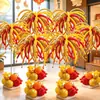 Fuegos artificiales y exhibiciones de globos por el Festival de Medio Otoño y el Día Nacional, decoraciones de escaparates y arreglos de ambiente acogedor para centros comerciales