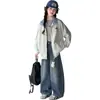 Chaqueta de cuadros y rayas para niña, nuevo cárdigan casual de dibujos animados otoño 2026, jeans para niños medianos y grandes primavera/otoño