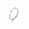 Anel fino de fio de aço titânio com banda lisa estilo coreano 1mm minimalista para dedo indicador mindinho feminino, joia estilo cool para estudantes