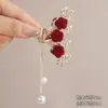 Presilha de Cabelo Rosa Vermelha para Mulheres Ano Novo 2024 Presilha de Cabelo de Alto Padrão Estilo Antigo para a Parte de Trás da Cabeça Presilha de Tubarão para Noivas Acessórios de Cabelo