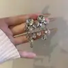 Pendientes Coreanos Dongdaemun Lujo Ligero Exquisitos Completos de Diamante Brillantes Temperamento Borla Diseño de Nicho Moda Versátil Pendientes Tendencia