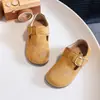 2026 Novo Verão Outono Roupa Exterior Slip-on Fogos de Artifício Sola Grossa Aumenta Altura Absolutamente Bonito Bico Fechado Sapatos de Couro Confortáveis Casuais Sapatos para Crianças