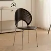 Cadeira de Jantar Nórdica de Madeira Maciça para Uso Doméstico, Cadeira de Mesa de Jantar Shell da Moda, Cadeira Minimalista Moderna de Luxo Leve com Encosto, Cadeira Sol Retrô