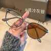 Estilo Igual de Celebridade da Internet Xiaohongshu Olho de Gato Armação de Metal Transfronteiriça Óculos para Miopia Podem Ser Equipados com Lentes Planas Retrô Óculos de Armação Completa