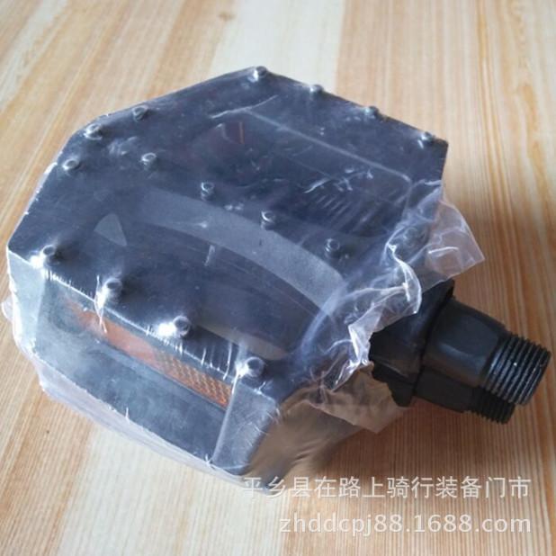 7B67858B2BC1E58AE9DB33145789F3