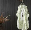 Camisa de largo medio con manga larga estampada con letras para mujer, verano nueva casual suelta cárdigan ropa de protección solar ropa de playa para mujer