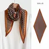 Bufanda versátil de seda de morera 100% para mujer, estilo old money, con estampado de diamantes en doble crepé, multicolor, tipo pañuelo para la cabeza o el cuello.