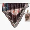 Pañuelo cuadrado de terciopelo de doble cara, dos tonos, estampado de leopardo, de alta gama, vintage de los 90, chal cálido para mujer, pañuelo de cuello de lujo ligero