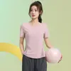 Camiseta Esportiva Ultra Leve, Respirável e de Secagem Rápida para Mulheres, Roupa para Treinamento ao Ar Livre, Camiseta Casual de Manga Curta para Corrida e Badminton Feminino