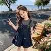 Conjunto de Vestido Jeans com Suspensório Estilo Coreano para Menina Verão 2026 Novo Conjunto de Vestido Duas Peças da Moda para Crianças