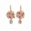Mariposas Cayendo en Ramas de Primavera~Aretes de Flor de Cristal y Zirconia, Exquisitos Ganchos de Oreja Estilo Corte Francés, Aretes de Lujo Ligero para Mujeres con un Toque de Alta Gama
