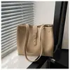 Bolso Cubo Grande de Invierno Nuevo de Moda Simple Versátil Bolso de Compras de Moda Bolso de Hombro Tote Venta al por Mayor