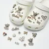 2026 Moda Nuevo Versátil Zueco de Oso con Cuentas Accesorios para Zapatos DIY Dijes Desmontables para Zapatos Hebillas de Zapatos de Alta Gama