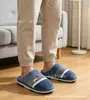 Pantuflas de Algodón de la Fábrica Original, Estilos para Hombre y Mujer, Pantuflas Cerradas para el Hogar de Otoño e Invierno, Adecuadas para Uso Tanto en Interiores como en Exteriores, Disponibles para Personalización de Exportación