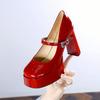 Sapatos Vermelhos de Bico Quadrado Super Salto Alto para Mulheres, Estilo Banquete de Primavera 2026, Tira Única, Plataforma Grossa, Boca Rasa, Scarpins de Salto Bloco