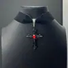 Colar Choker Veludo Preto Cruz com Pedra Gema Vermelha Escura Gótico Mais Vendido Transfronteiriço Acessórios de Estilo Escuro