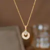 Colar de Diamante Único com Seis Garras Starlight Moda Feminina Simples Elegante Design de Nicho Corrente de Clavícula de Alta Qualidade