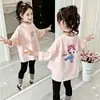 Camiseta Básica Infantil Cartoon Primavera e Outono 2026 para Meninas, Nova Camiseta de Manga Longa Estilosa Versão Coreana para Meninas