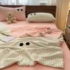 Toalla de algodón lavado Yunrou nueva bordada soya edredón individual de verano edredón de verano de cuatro piezas individual doble dormitorio edredón delgado al por mayor