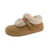 Pantuflas de algodón con forro polar para mujer, temporada de invierno 2026, de suela gruesa, cálidas, para interior, antideslizantes, peludas, con detalles de hebilla de cuero y metal