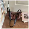 Bolso Nuevo Vintage Mate de Media Luna para Mujer 2025, Bolso de Hombro y Cruzado Versátil de Moda, Bolso de Nicho para Mujer para el Trabajo