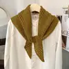 Bufanda de Punto Nueva Moda Retro Bufanda Triangular Falda de Cintura Cortina de Glúteos Shawl de Ganchillo Hueco Versátil en Capas
