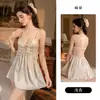 Precioso y sexy conjunto de camisón y bata con espalda descubierta, lazada tipo corbata, encaje, copas acolchadas realzadoras del busto, jacquard de encaje bordado M7342